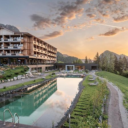 Ruhehotel & Naturresort Rehbach - Adults Only Schattwald Exteriör bild